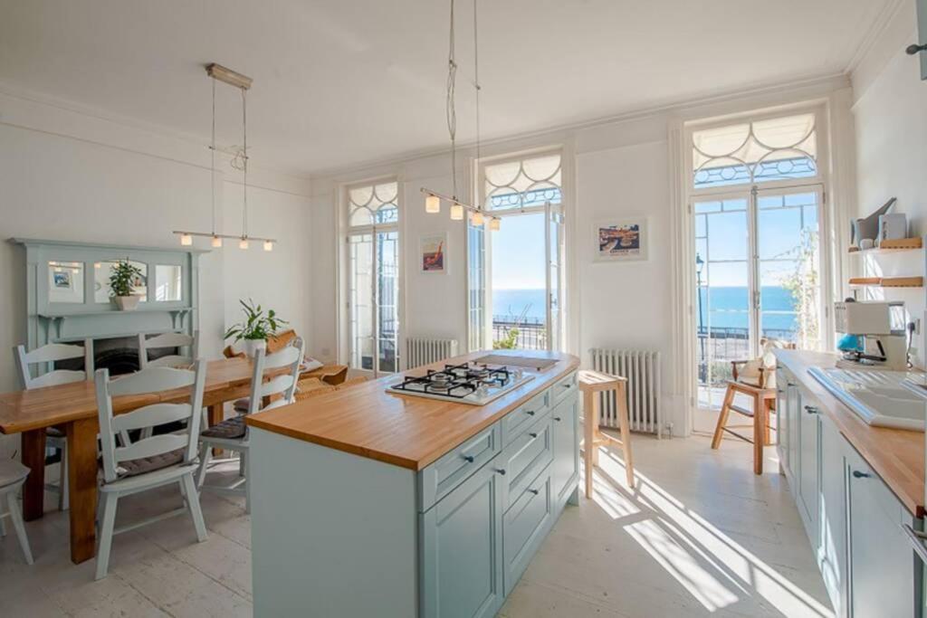 The Wellington: Two Bedroom Apartment With Balcony And Sea Views Ramsgate Exterior foto